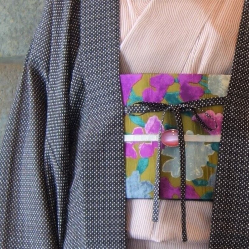 薄羽織「ミジンドット/ブラウン」 | 着物ショップKosode 薄羽織「ミジンドット/ブラウン」 | 着物ショップKosode