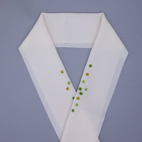 刺繍半衿「小花」
