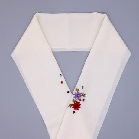 刺繍半衿「花壇」
