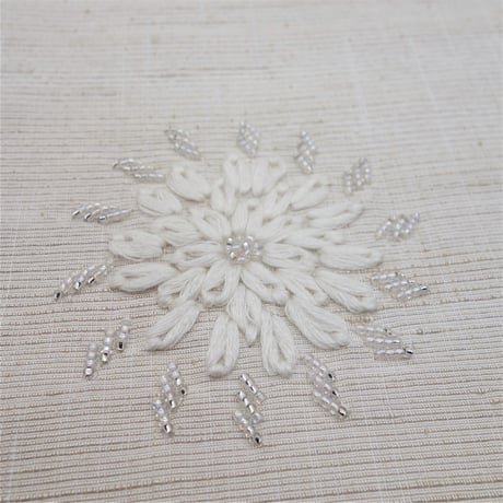 名古屋帯「白地白花刺繍」
