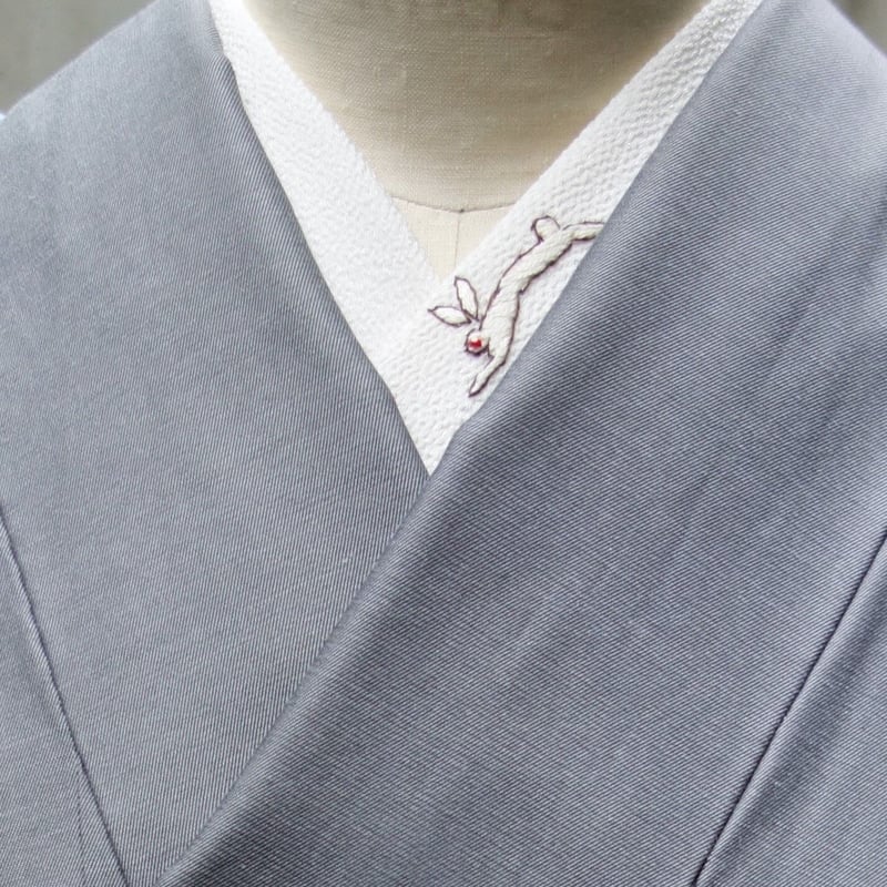 刺繍半衿「うさぎ刺繍」 | 着物ショップKosode 刺繍半衿「うさぎ刺繍」 | 着物ショップKosode
