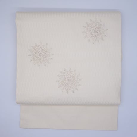 名古屋帯「白地白花刺繍」