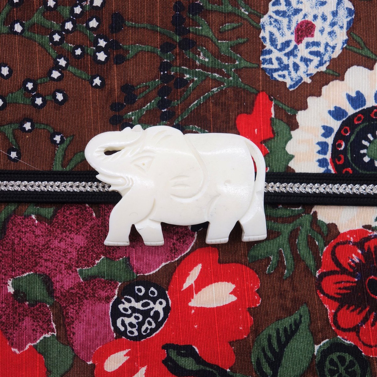 半幅帯　ぞうさんの帯留 帯留「ゾウ」 | 着物ショップKosode