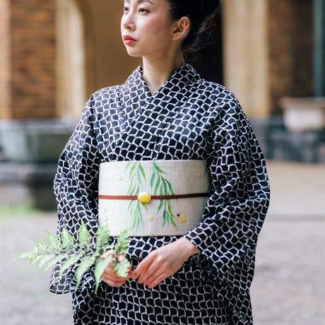 夏きもの「白黒／幾何」