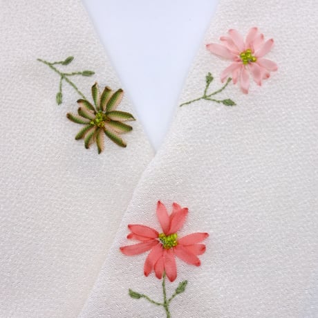刺繍半衿「ハナミズキ」