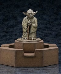 ノンスケールスタチュウ　シリーズ　ARTFX ルーカスフィルムエントランス　ノーブルヨーダ　ブロンズカラー　限定１１３８個