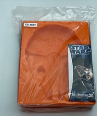 小物シリーズ　絶版品　大型製氷トレー(シリコン) ミレニアムファルコン