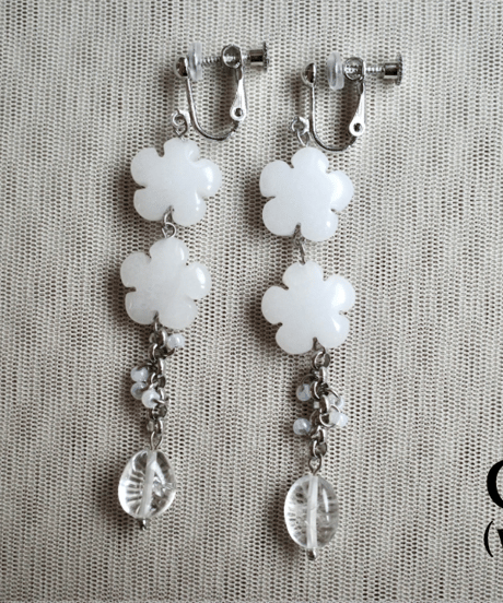 Retro flower pierce/earring