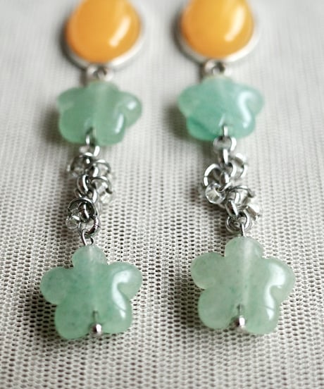 Retro flower pierce/earring
