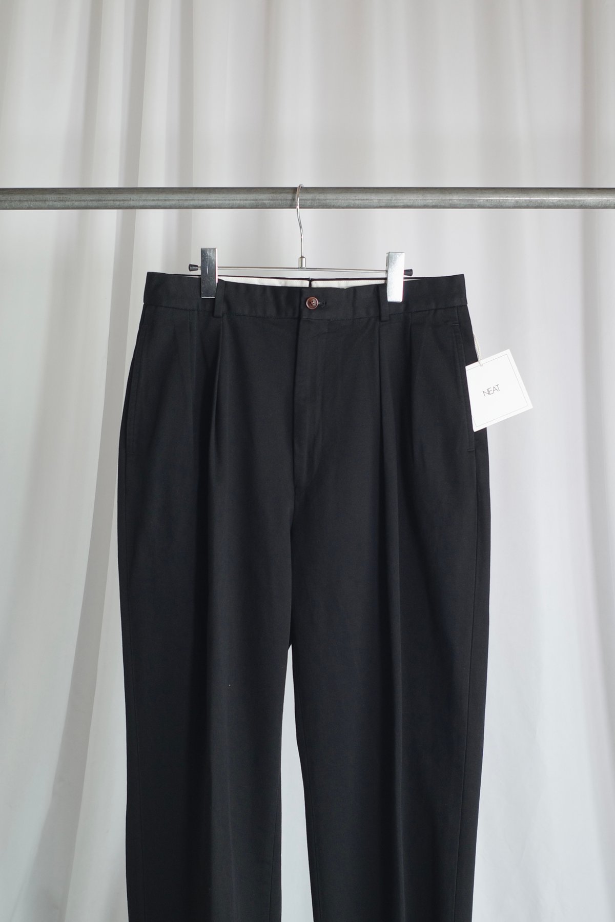 【レア】NEAT プリーツスラックス damagedone NEAT Chino -Black | DAMAGEDONE 2nd