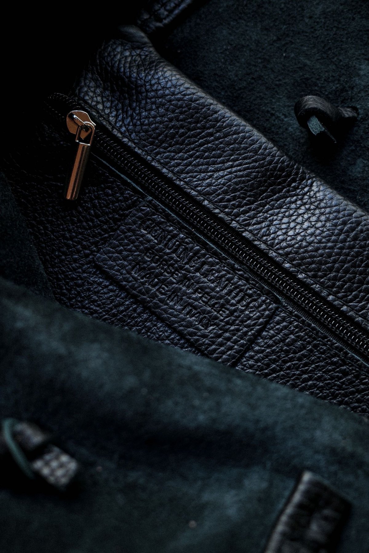 メイフェア さん専用Virginia Slims ブラックデザインレザー MARLON FIRENZE Calf Leather Shopper Bag | DAMAG