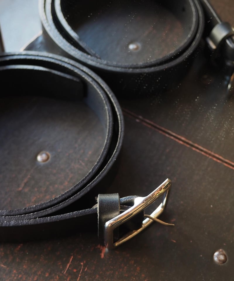 Deadstock British Police Leather Belt | DAMAGED Deadstock British Police Leather Belt | DAMAGED