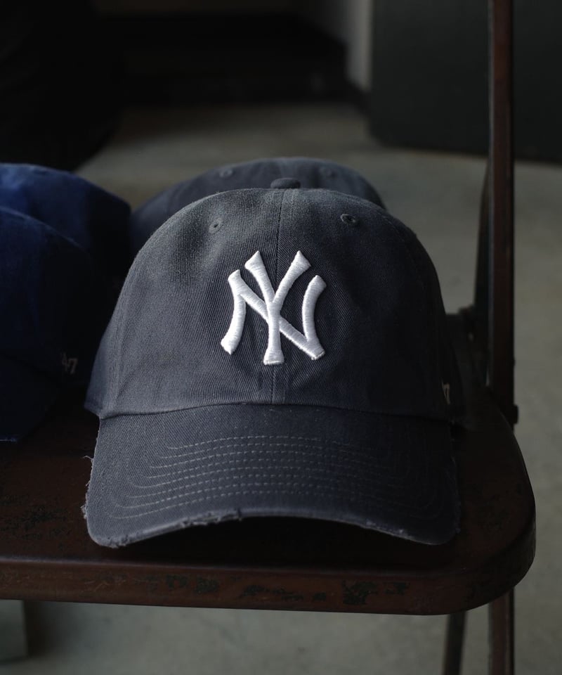 New York Yankees Damaged Cap / Los Angeles Dodg
