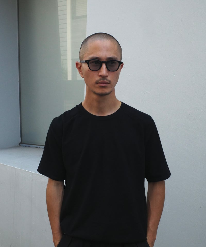 Few by New CHUMLEY'S ブラックサングラス NEW. CHUMLEY'S | DAMAGEDONE 2nd