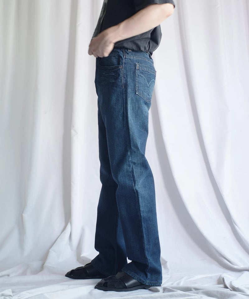 Levi