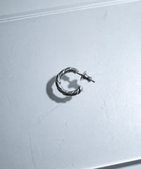 meian sterling silver "Twin twist pierce"
