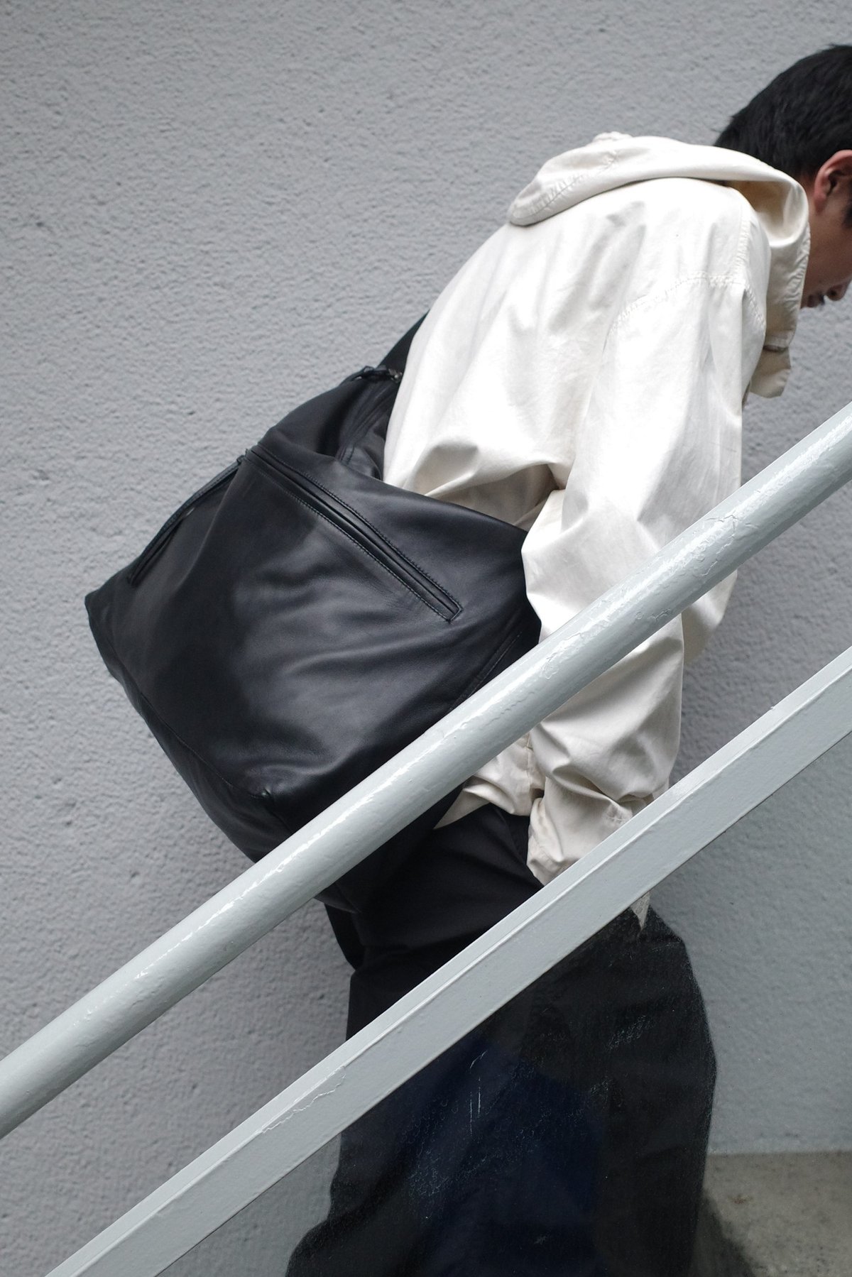 バッグ East Bay MFG Lamb Leather Shoulder Bag East Bay MFG Lamb Leather Shoulder Bag ¥17,600-(tax incl