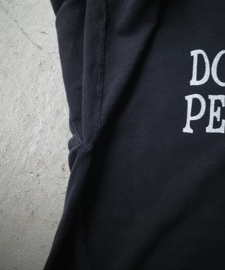 00's DO I LOOK LIKE A PEOPLE PERSON？ T-Shirts  -9