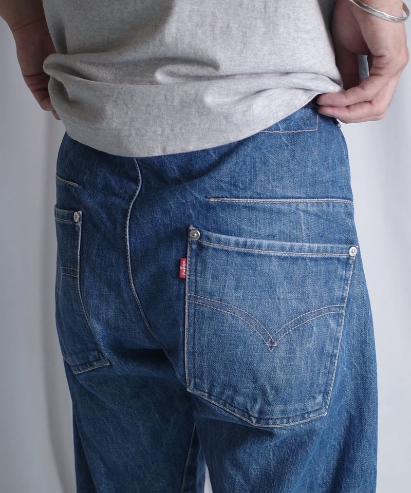 00s Euro Levi's Engineered Jeans 
