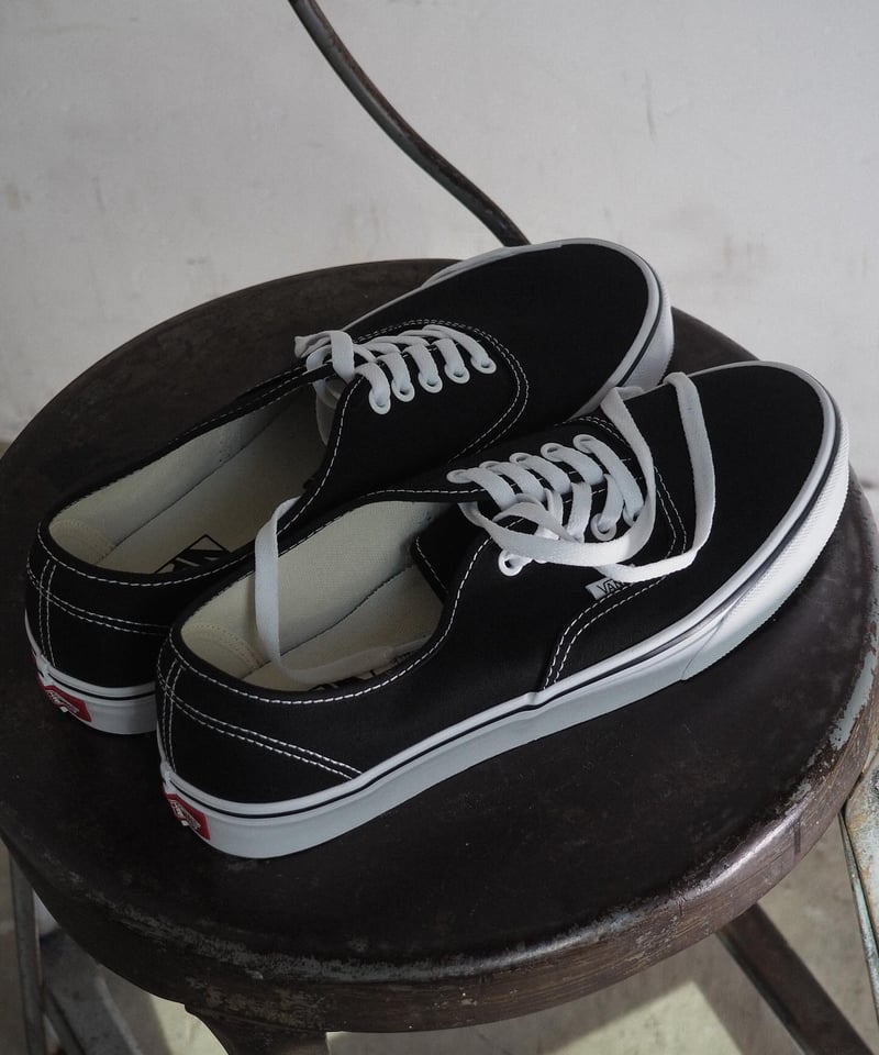 ★激安‼️USA製★サイドテープ交換★90s VANS オーセンティック 黒 13 ☆激安‼️USA製☆サイドテープ交換☆90s VANS オーセンティック