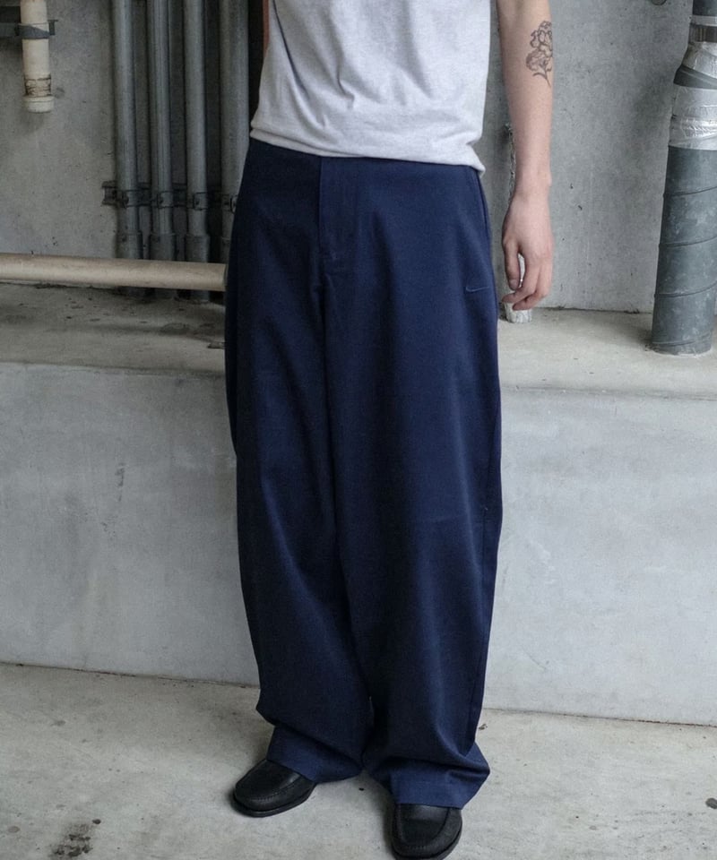 NIKE EL チノパン navy 日本未発売 ユーロ企画 NIKE公式】 NikeLab