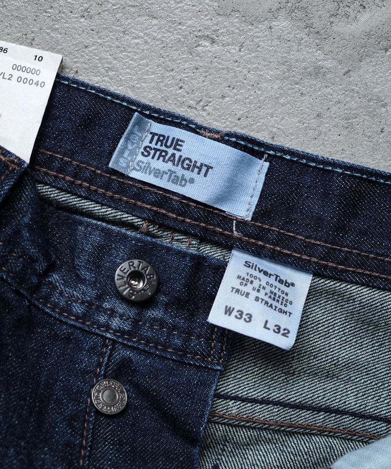 Deadstock Levi's Silver Tab True Straight Denim