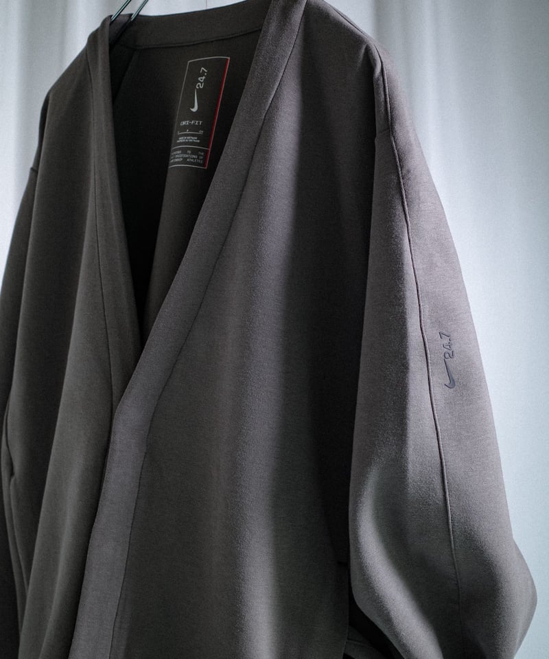 Nike 24.7 Cardigan | DAMAGEDONE 2nd