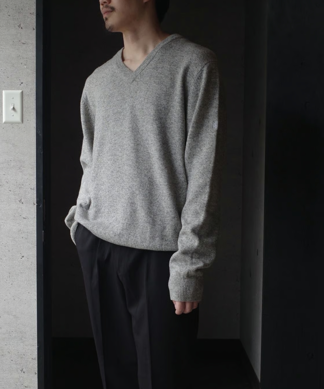 Pringle Vネックニット インタージャカード グレー系 Pringle Washable Wool V-Neck Knit -1 | DAMAGEDO