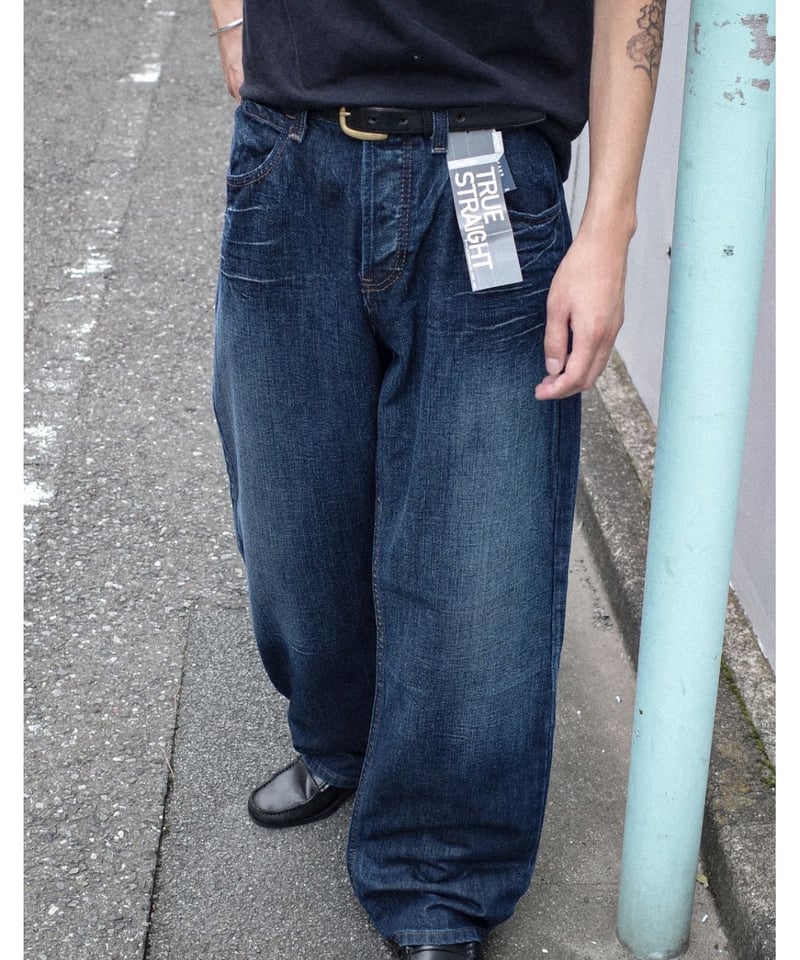 Deadstock Levi's Silver Tab True Straight Denim