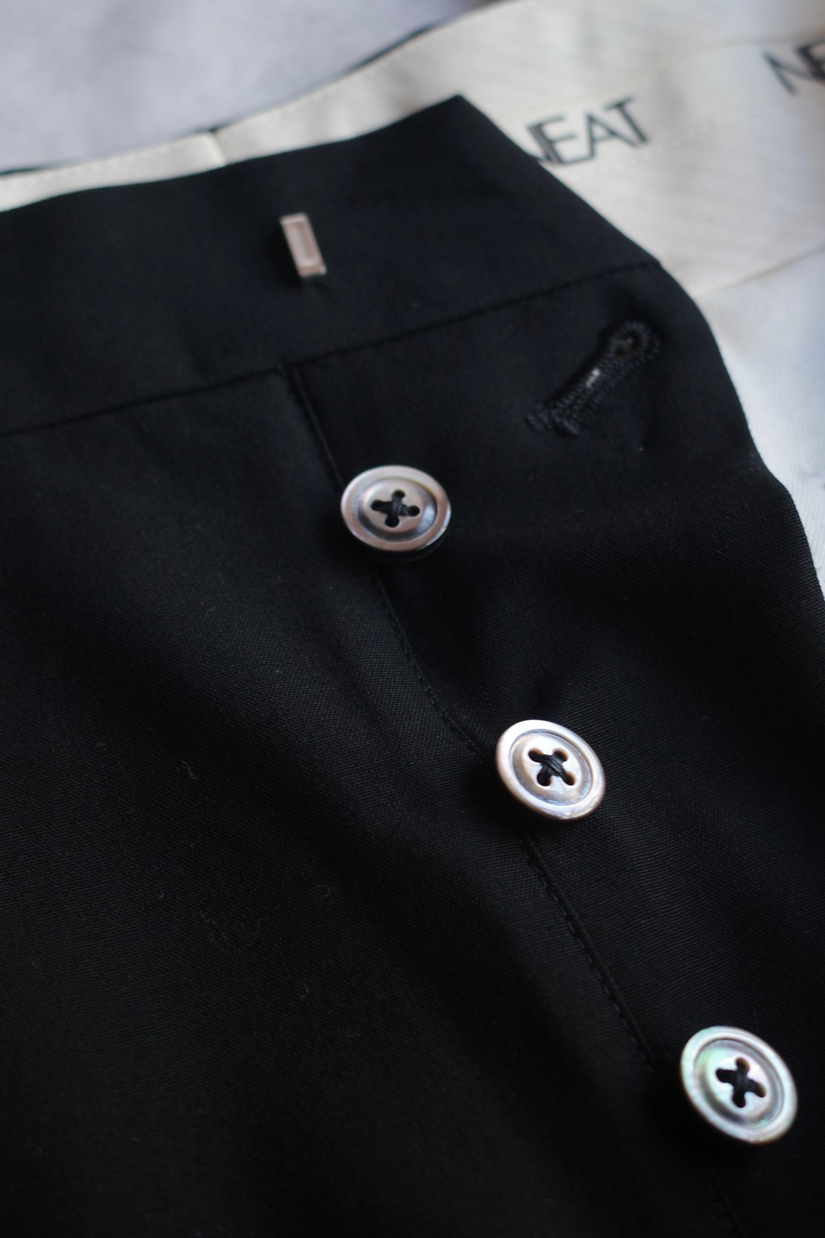 NEAT Wool Poplin Wide -Black | DAMAGEDONE 2nd