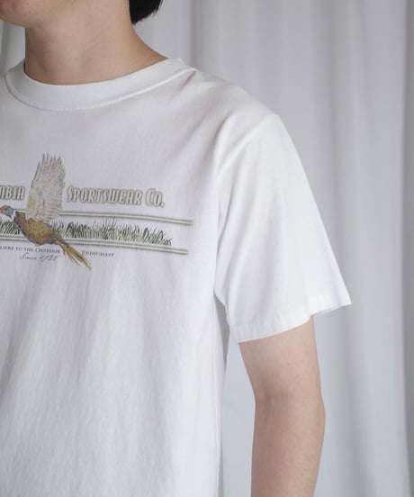 Various White Design Tee -16