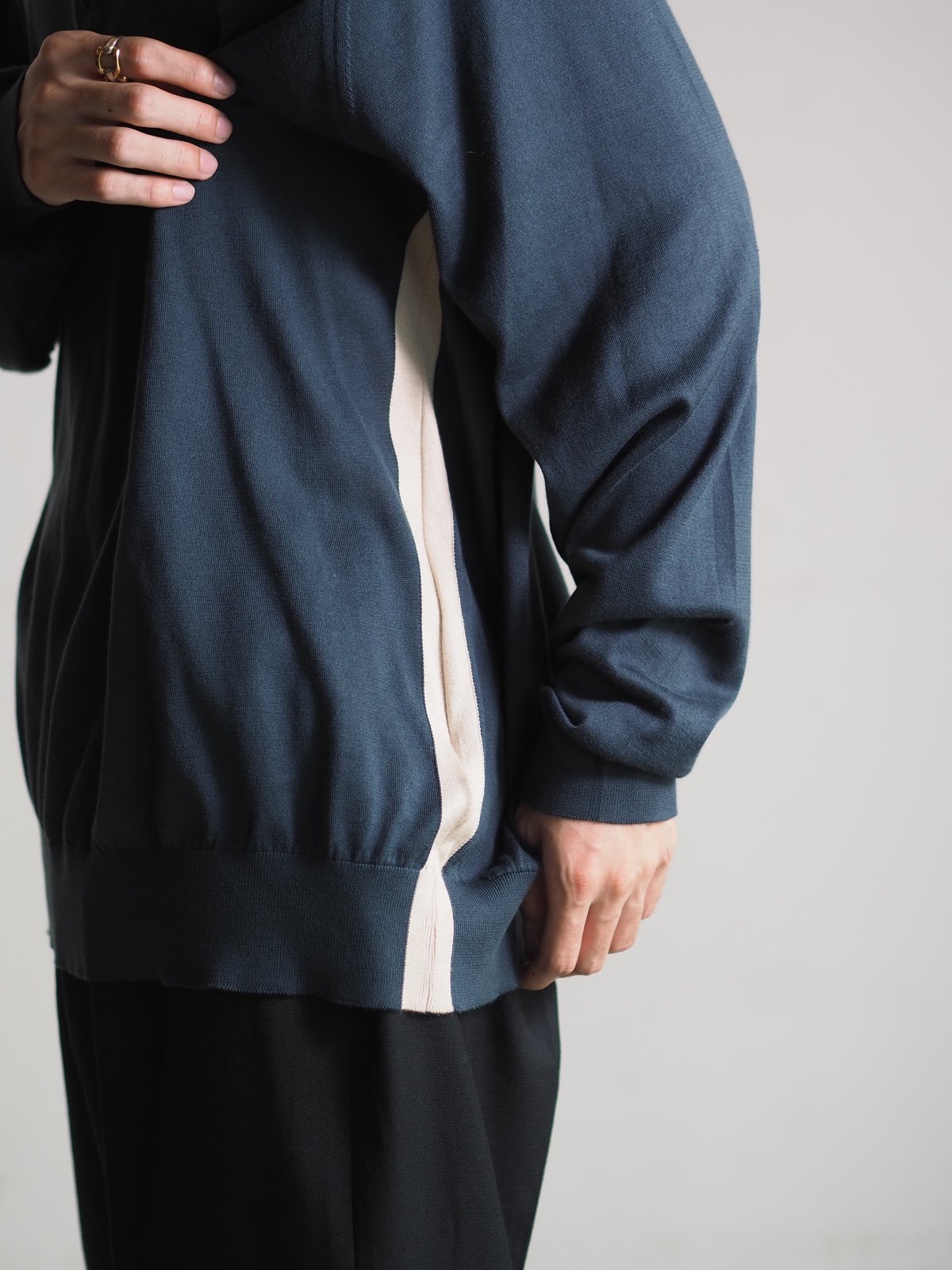 JOHN SMEDLEY ダークブルー　ジャケット JOHN SMEDLEY - WOOL - | straysheep-kawasakiのブログ