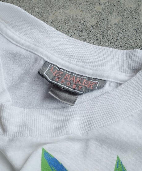 Various White Design Tee -8