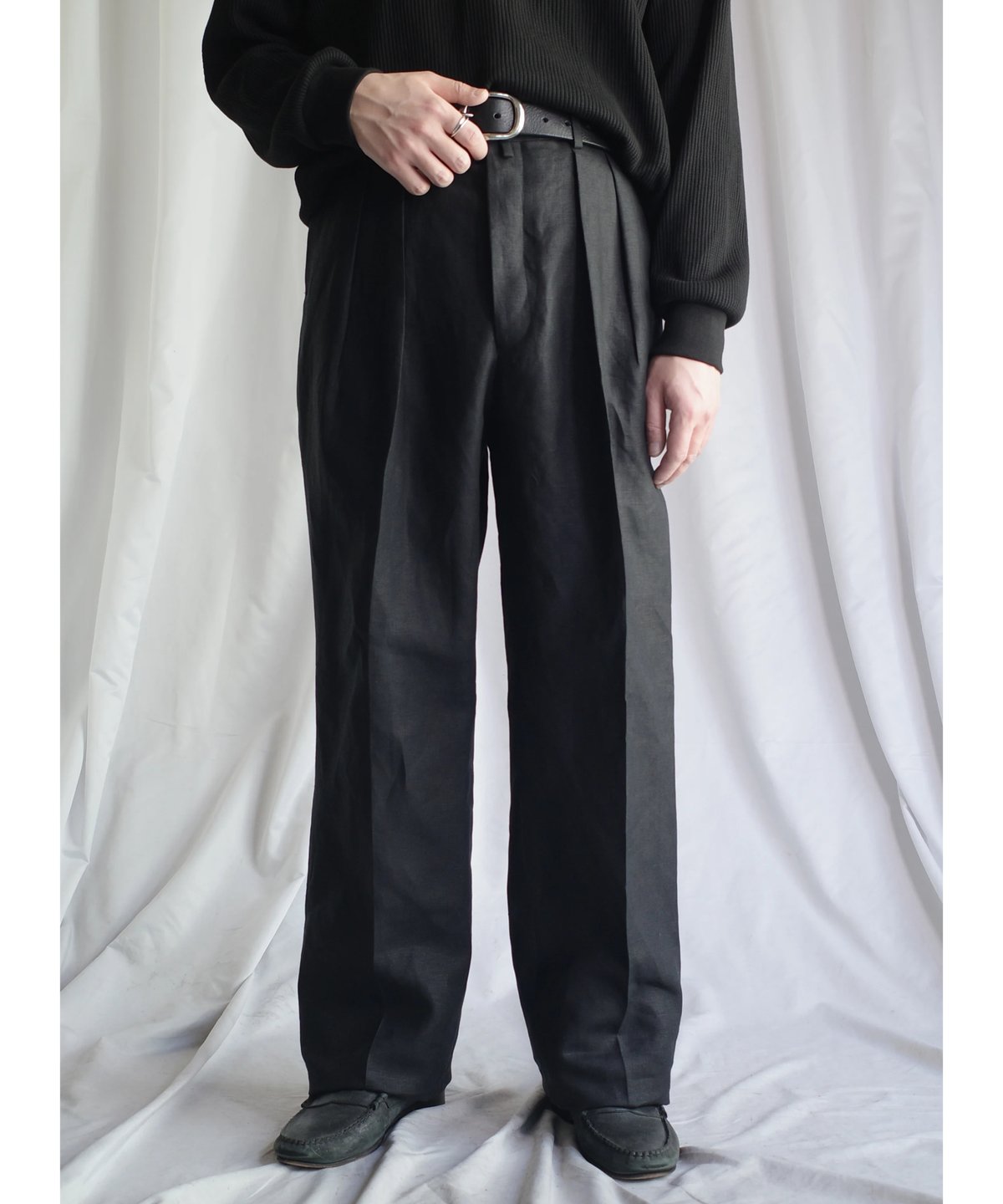 NEAT spence brysonリネン生地ベルトレススラックスL NEAT Spence Bryson Linen Wide -Black | DAMAGEDO