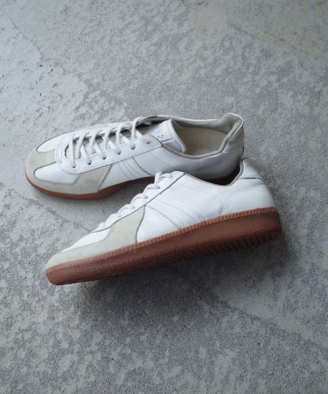 90's Original German Trainer -3 -25.0