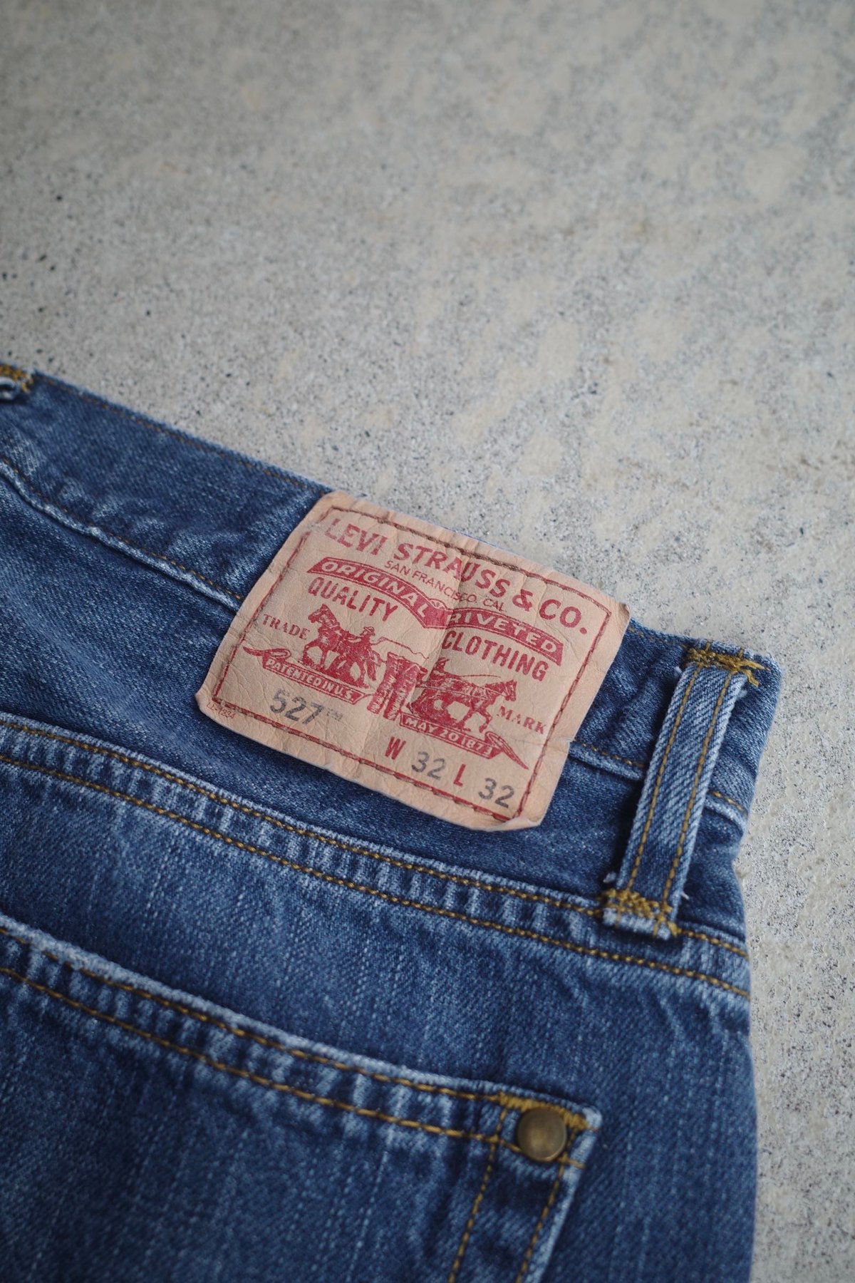 00's Levi's 527 Low Boot Cut -9 - 実寸 W33 / L31