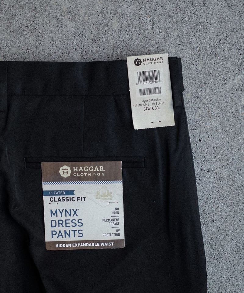 Haggar Classic Fit Pleated Front Pants | DAMAGE