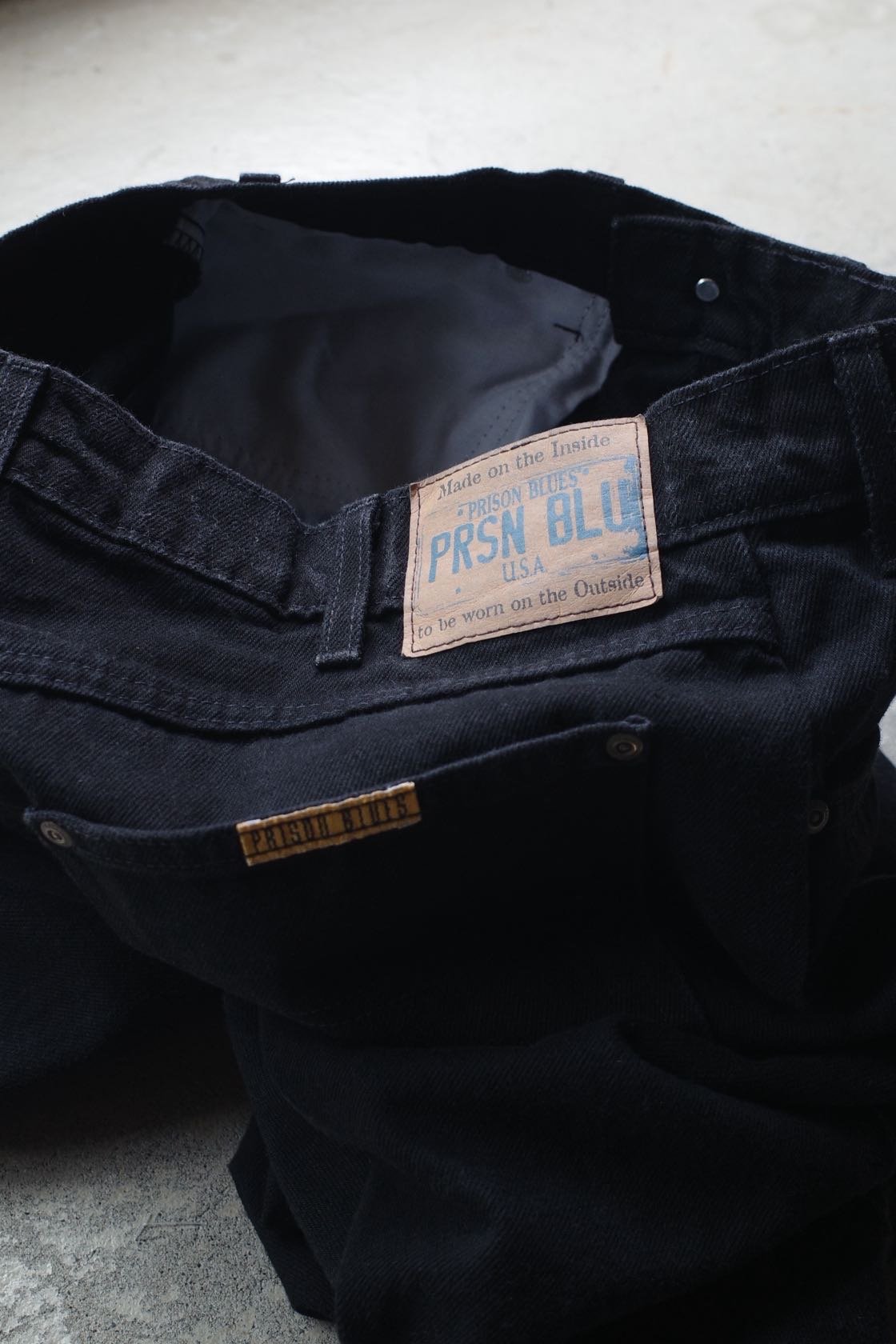 Prison Blues Relaxed Fit Jeans -Fade Black | DA