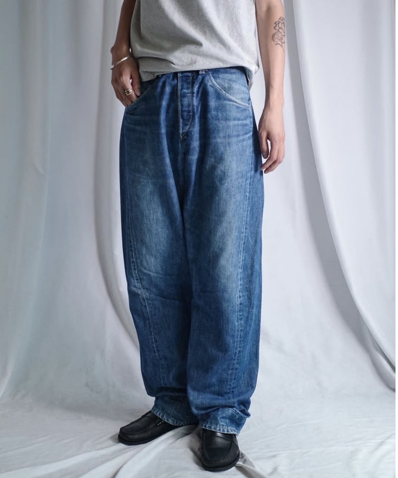 00s Euro Levi's Engineered Jeans 