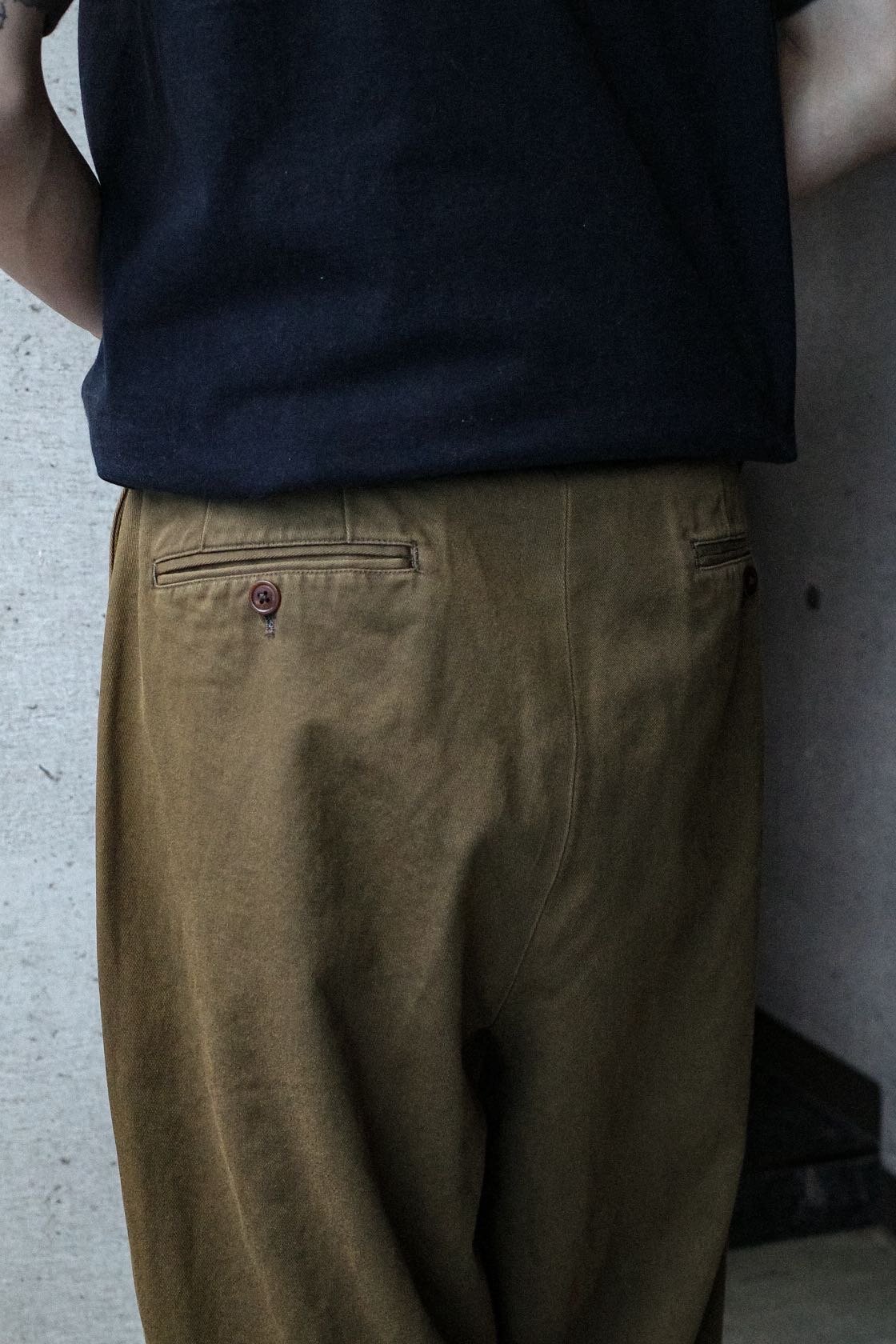 【新品未使用、タグ付き】NEAT CHINO ブラウン　サイズ48 NEAT｜NEAT Chino - Brown｜PRODUCT｜Continuer Inc.｜メガネ
