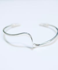 meian sterling silver bangle "Brim"