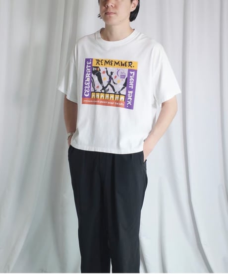 Various White Design Tee -21