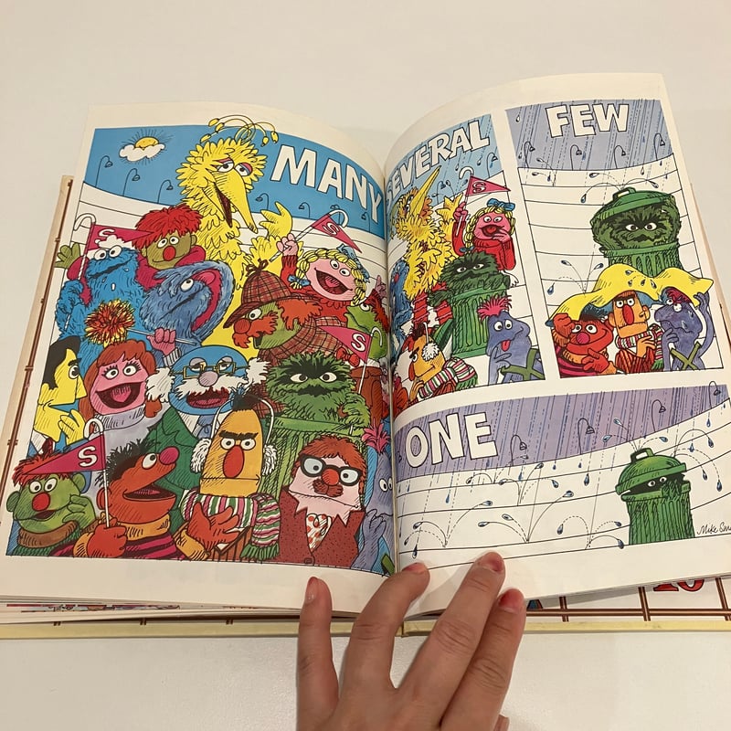 【昭和レトロ洋書絵本】 セサミストリートのキャラクターたち 4冊セット 昭和レトロ洋書絵本】 セサミストリートのキャラクターたち 4冊