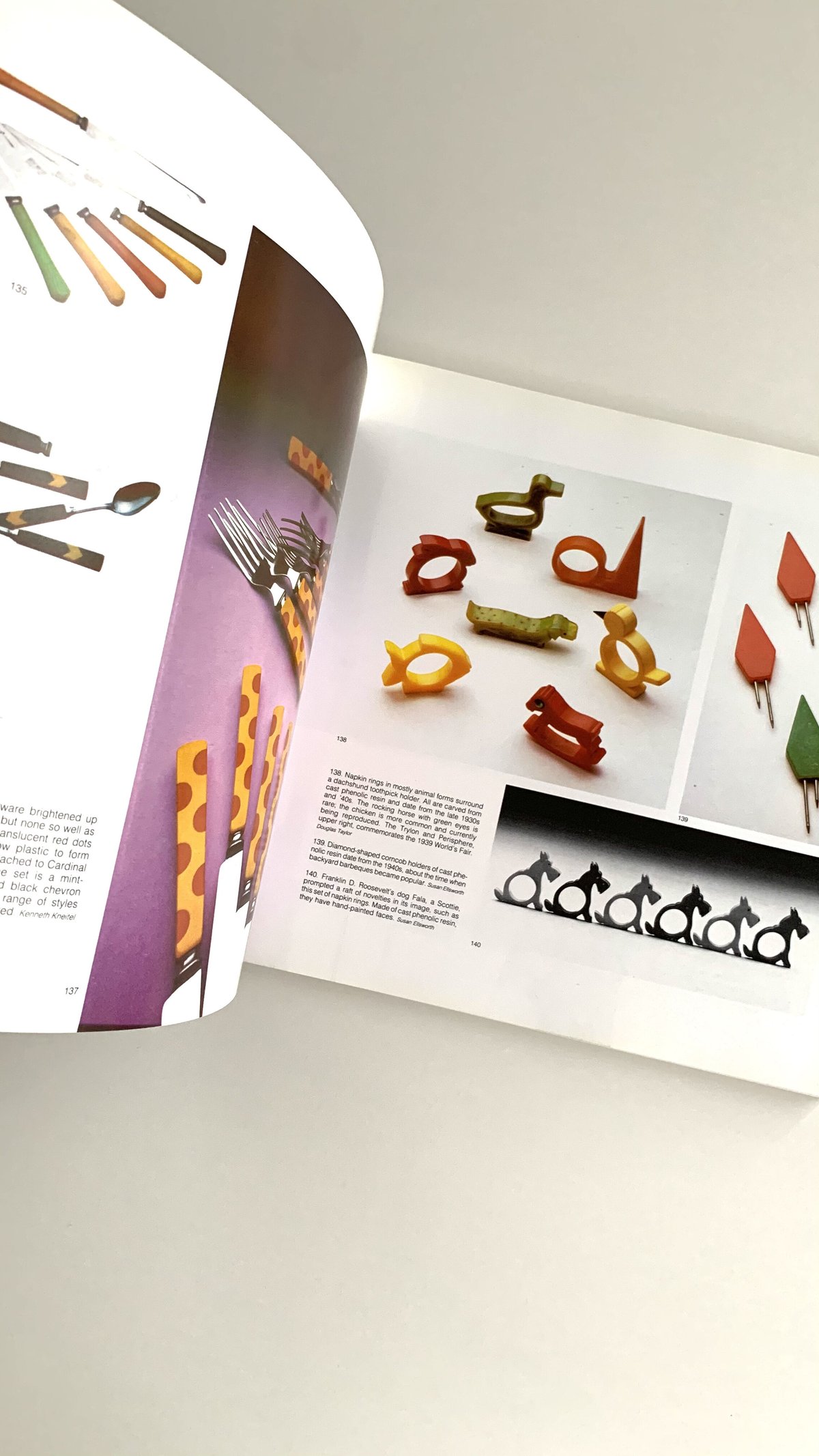 ART PLASTIC DESIGN FOR LIVING | まなみ古書店