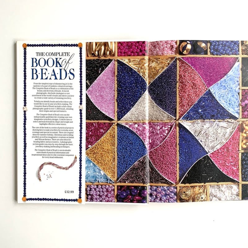 THE COMPLETE BOOK OF BEADS | まなみ古書店