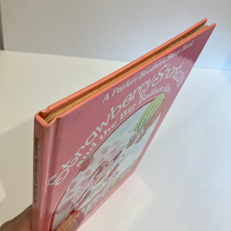 Strawberry Shortcake and the Big Balloon Race |