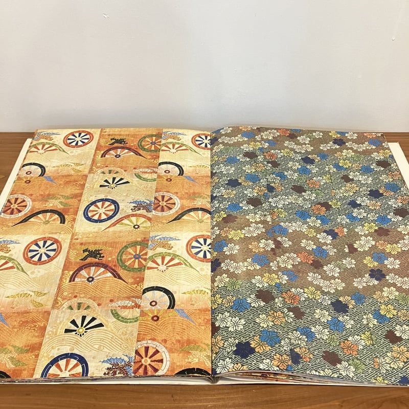 Giftwraps by Artists:KIMONO Japanese Designs | 
