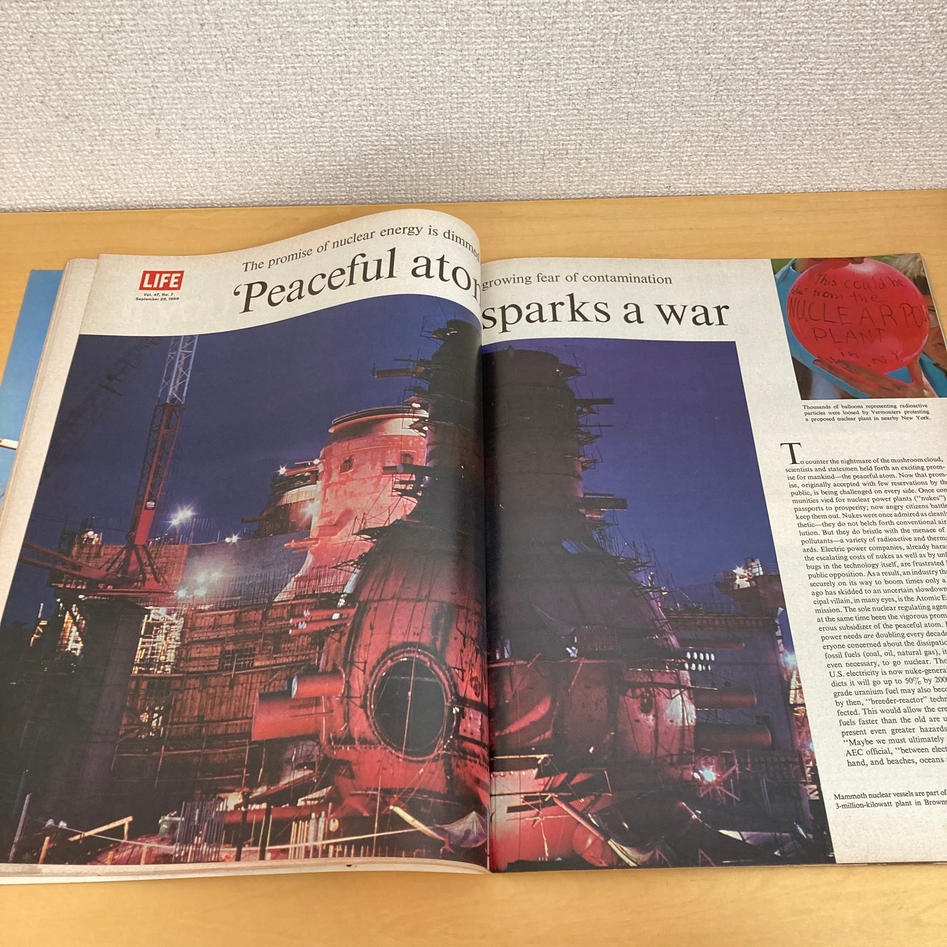 美品 1969年発行◆LIFE ピーター・マックス特集と激動と混乱の歴史 計2冊 LIFE 1969.9/29 ピーター・マックス特集号 | まなみ古書店