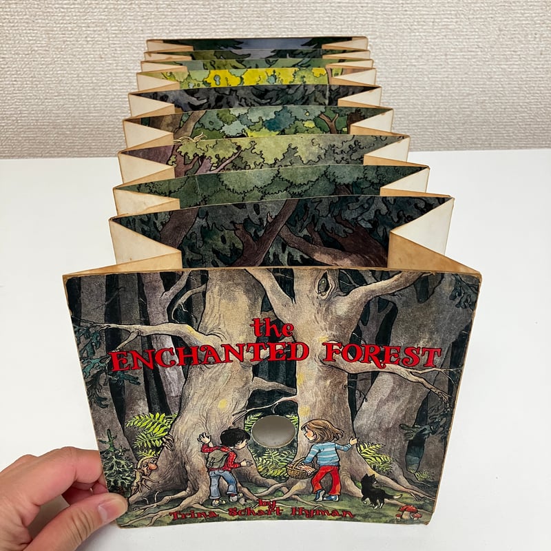 のぞき穴しかけ絵本 the ENCHANTED FOREST （魔法の森） | まなみ古書店