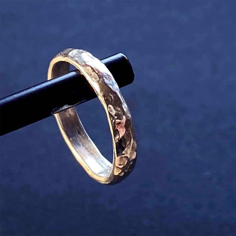 純銀製 槌目風スリムリング 16号 | 作家作品の発表・販売の場《VIVU  